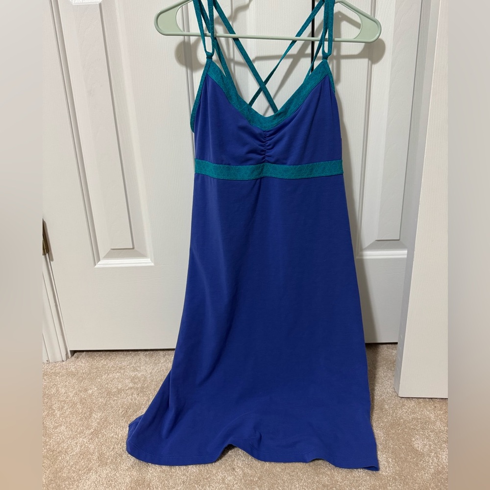 Blue and green PrAna dress #festivalvibes